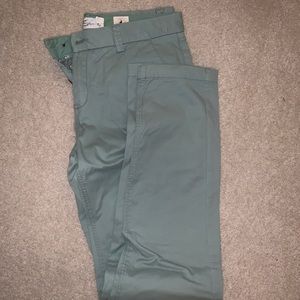 light green skinny pant